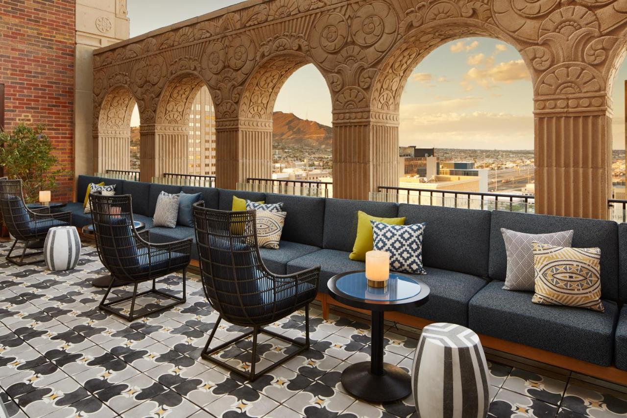 The Plaza Hotel Pioneer Park El Paso Exterior foto The rooftop lounge at the Hotel Valencia